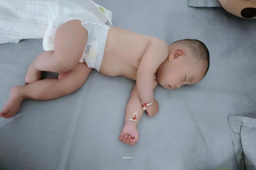 马鞍山孕妇肚子一跳一跳
